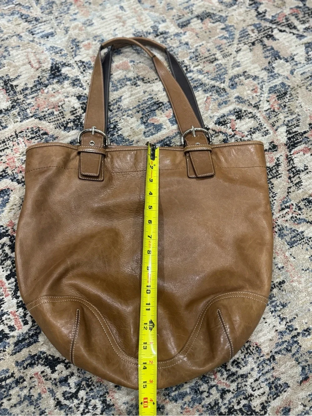 Coach 9547 Vintage Large Tan Leather Handbag Shoulder Saddle Hobo Bag carry all